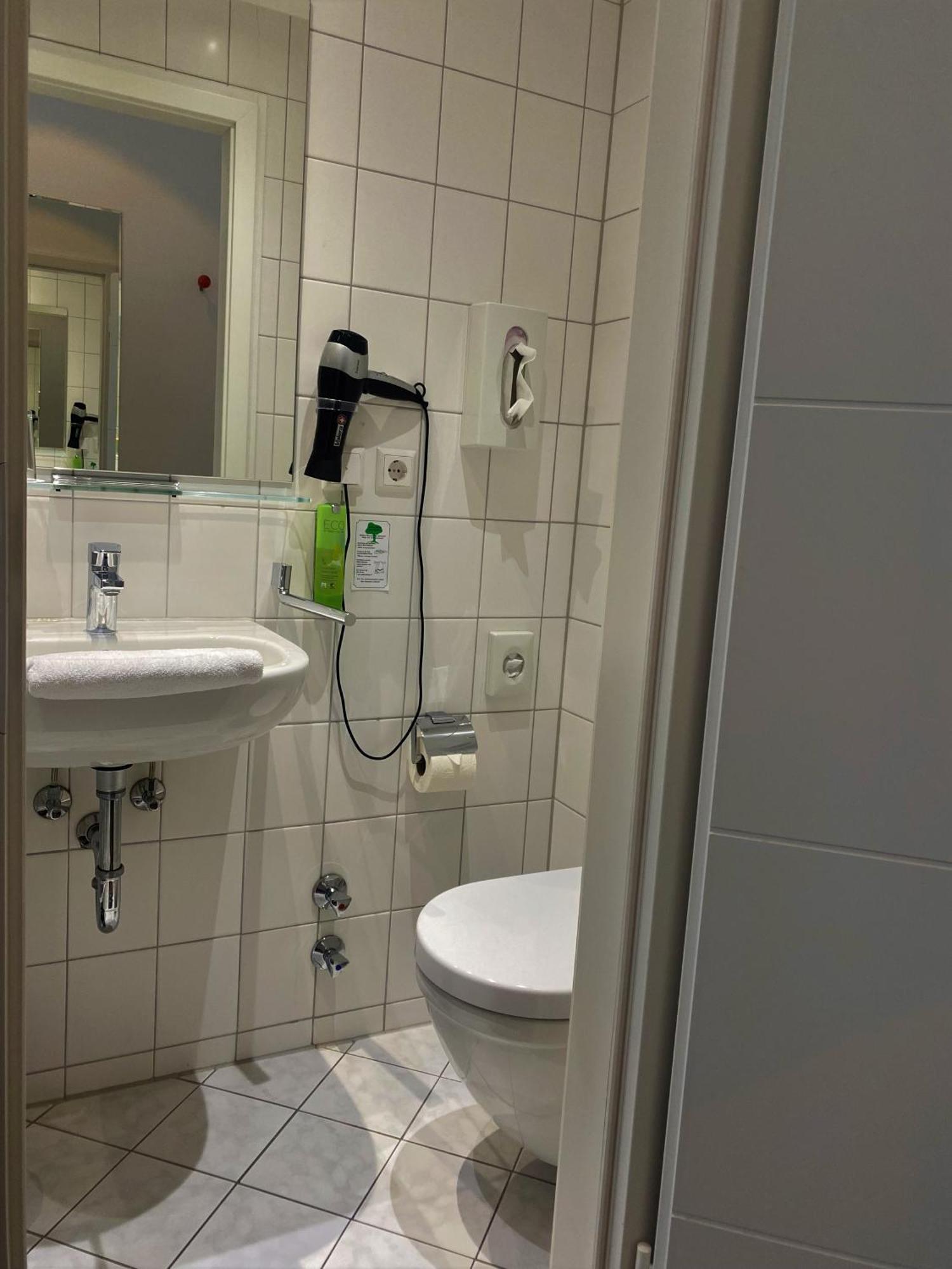 Sevendays Hotel Karlsruhe Luaran gambar