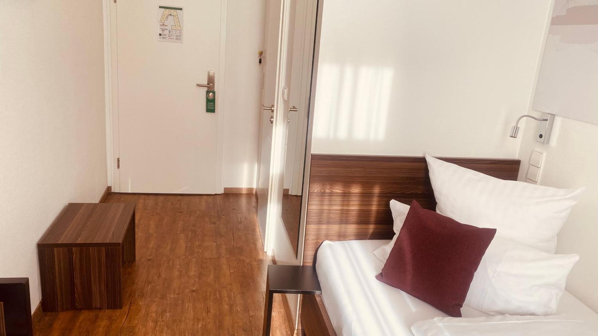 Sevendays Hotel Karlsruhe Luaran gambar