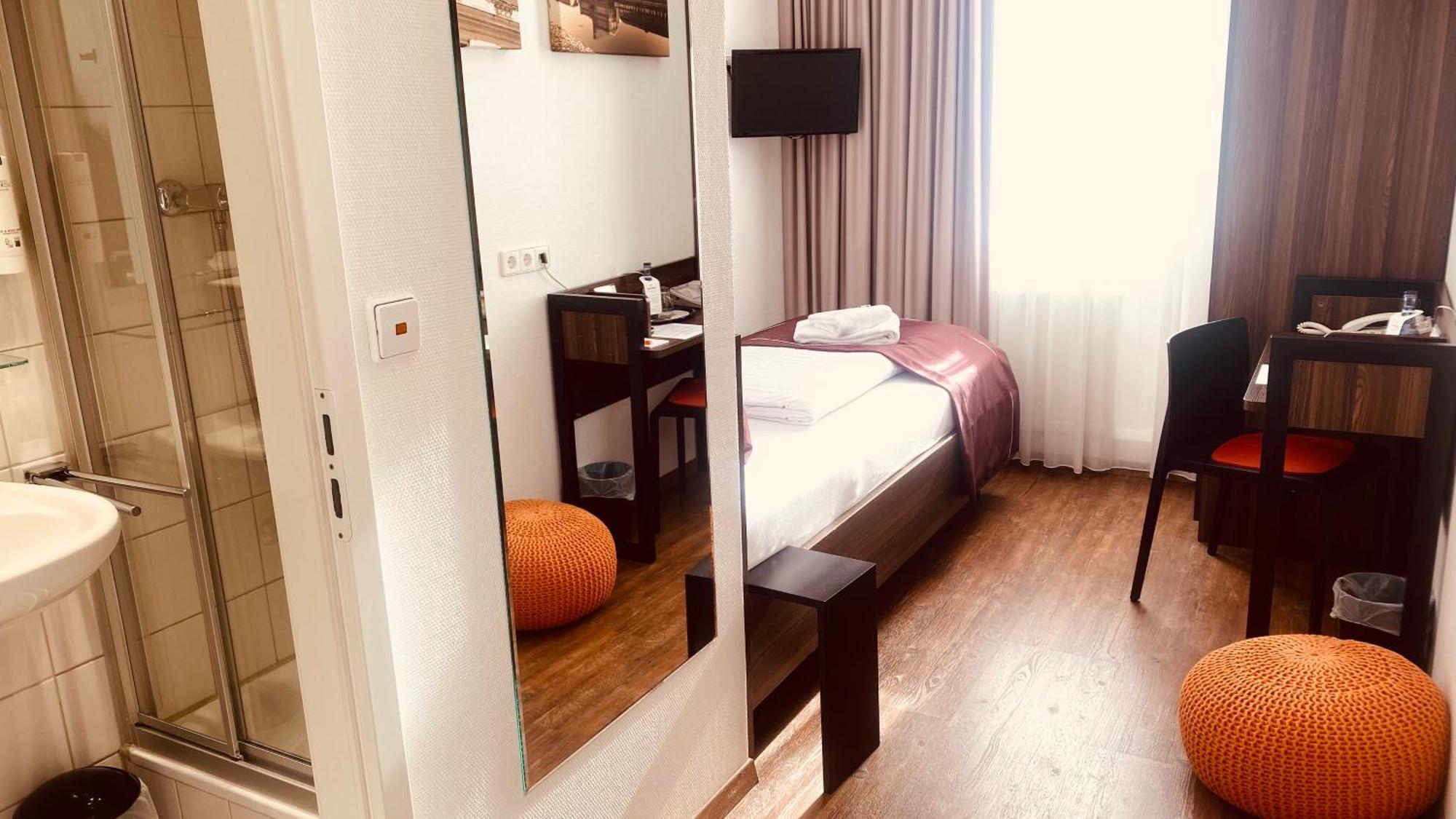 Sevendays Hotel Karlsruhe Luaran gambar