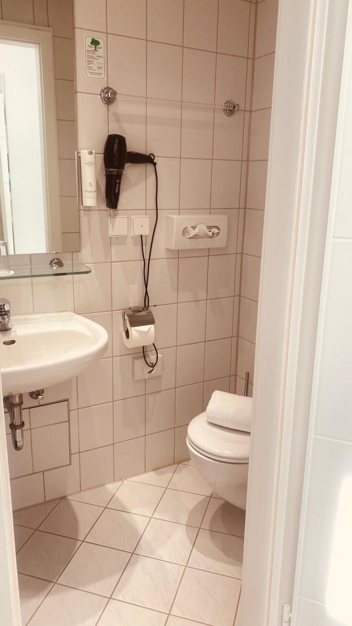 Sevendays Hotel Karlsruhe Luaran gambar